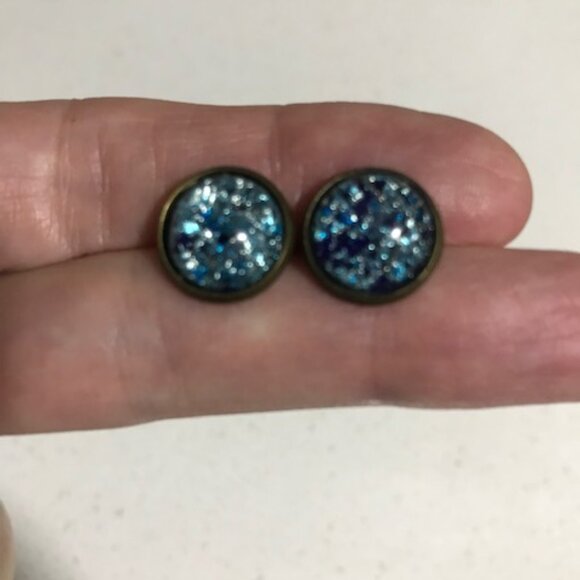 Sparkly Blue Earrings - Picture 3 of 3